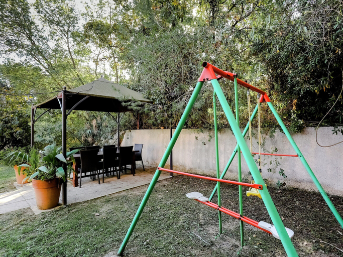 Garden, Holiday Home in Bormes With Private Pool, Var