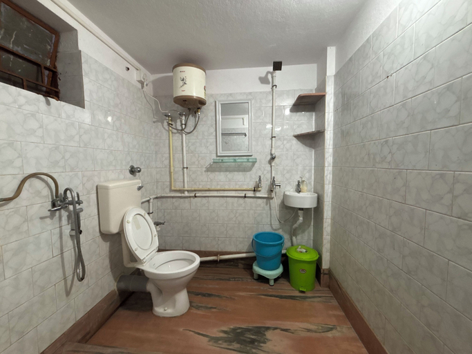 Bathroom 3, Green Place Guest House, Bankura