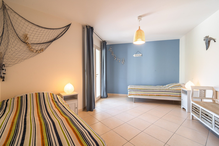 Bedroom 2, Luxurious Villa With Private Swimming Pool, Aude