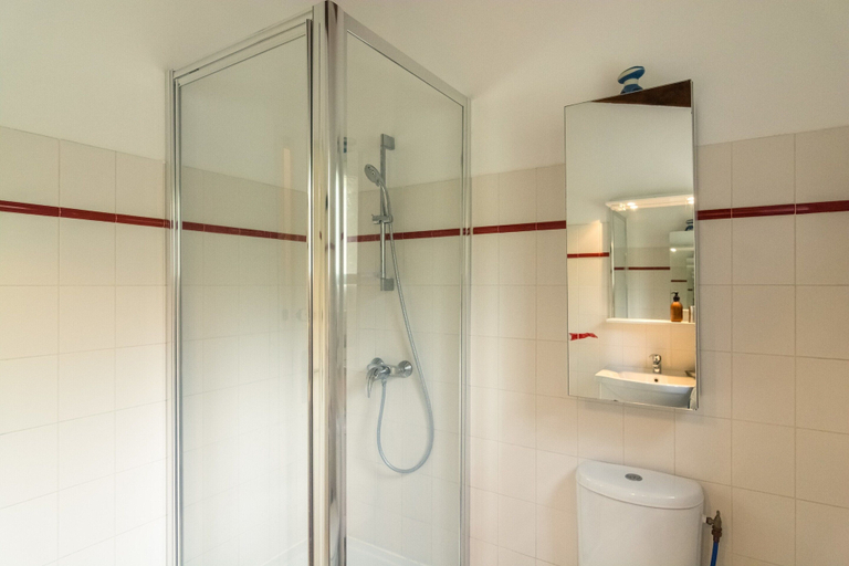 Bathroom 2, Villa in Hyeres Near Beach & Pool, Var