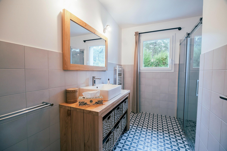 Bathroom 3, Chic Retreat by the Dunes, Gironde