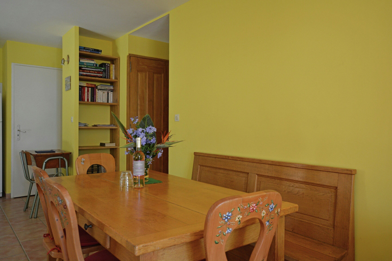 Dining 2, Saint-maximin: Pool & Peace, Gard