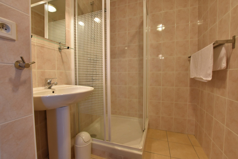 Bathroom 5, Apartment in La Chapelle Near Ski Lift, Haute-Savoie