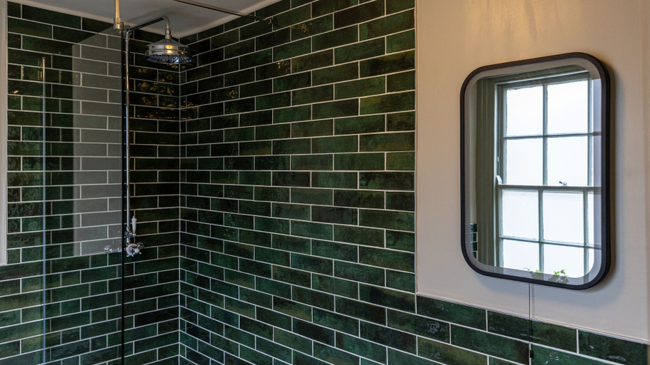 Bathroom 3, Black Lion Hotel Richmond, North Yorkshire