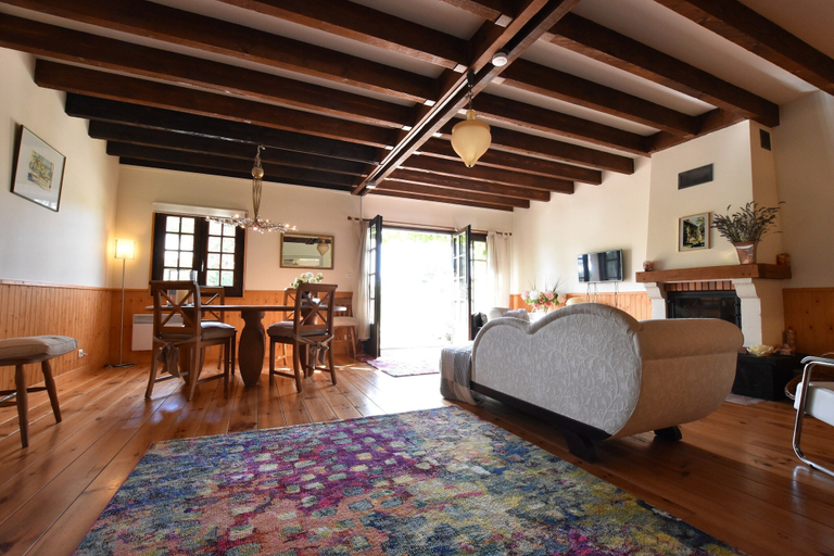 Living room 2, Holiday Home in Le Chatelet With Pool, Cher