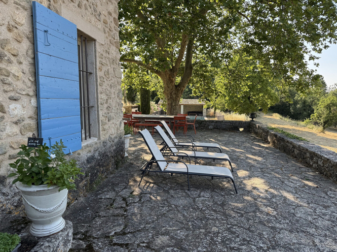 Balcony 5, Villa in Saignon With Pool and Scenic Views, Vaucluse