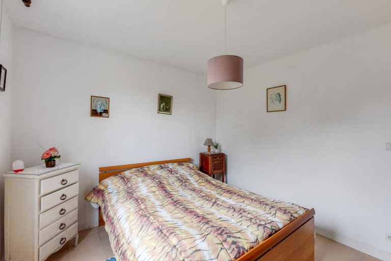 Room 5, Priziac Garden Hideaway, Morbihan