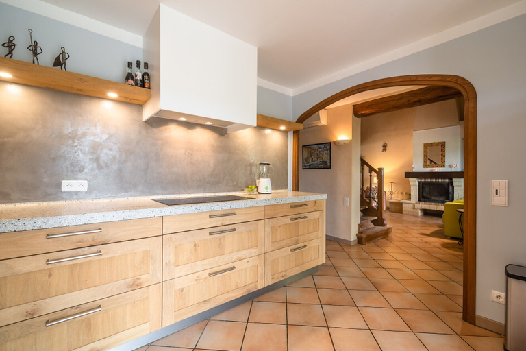 Private kitchen 4, Charming French Villa With Pool, Hérault