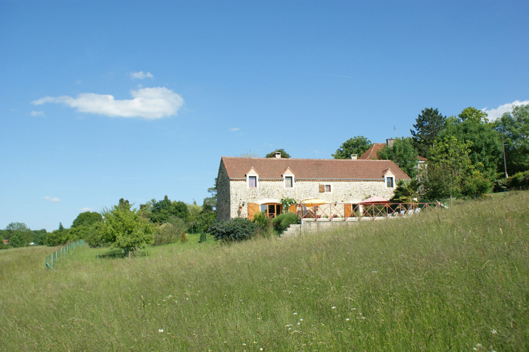 Exterior 5, Family Retreat in Thedirac, Lot