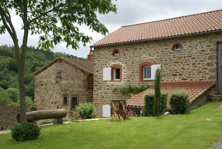 Exterior 2, Holiday Home With Private Terrace, Haute-Loire