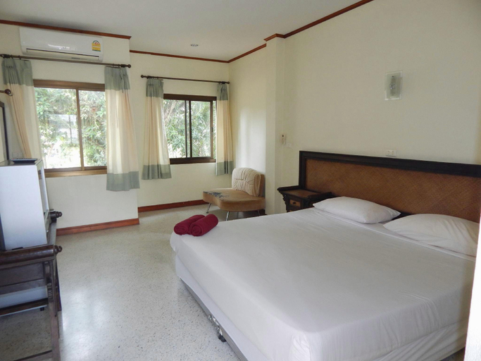 Bedroom 3, Jinta Hotel Nathon Beach, Ko Samui