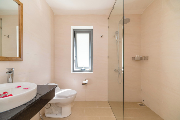 Bathroom 5, Babylon Hoi An Central Villa, Da Nang