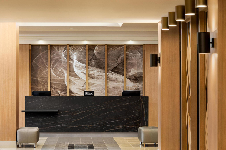 Public Area 4, DoubleTree by Hilton Pointe Claire Montreal Airport West, Montréal