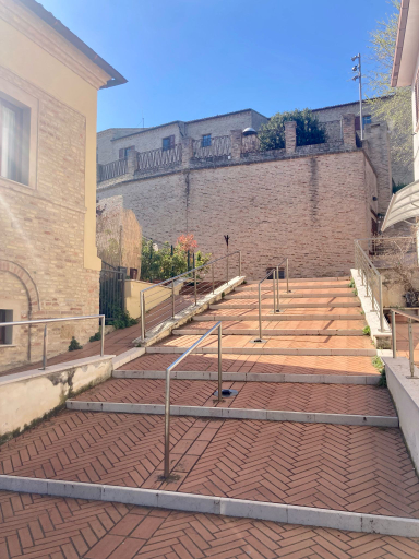 Lobby 4, Monolocali Da Vinci, Ancona