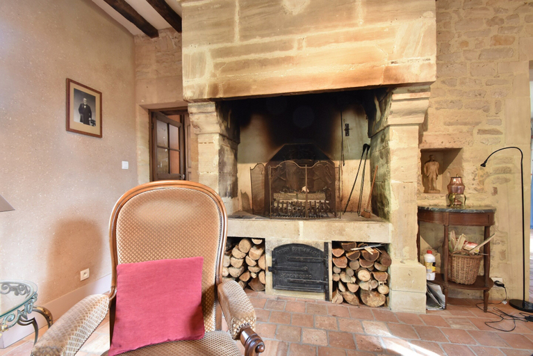 Living room 5, Elegant Manor Retreat Normandy, Calvados