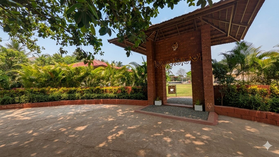 Property grounds, The Vachraj By Spring Tree Hotels, Raigarh