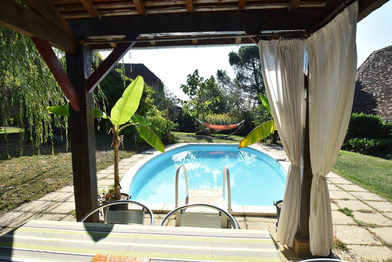 Others 5, Peaceful Villa in Saint-jory, Dordogne