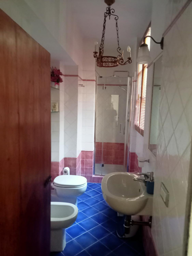 Bathroom, Casamachiavelli, Florence