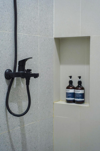 Bathroom 4, Moment Villa, Bandung