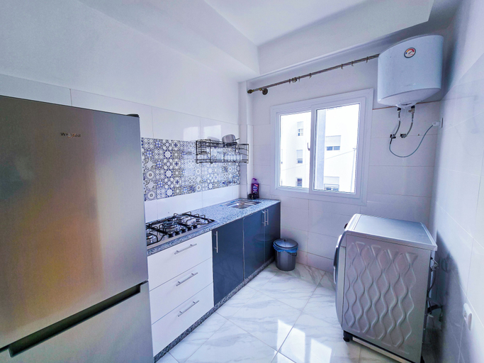 Private kitchen 4, Elite Holiday Homes - Akdital & Aéroport, Fès
