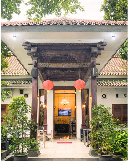 Exterior & Views 1, Valhalla Bed and Breakfast Salatiga, Salatiga