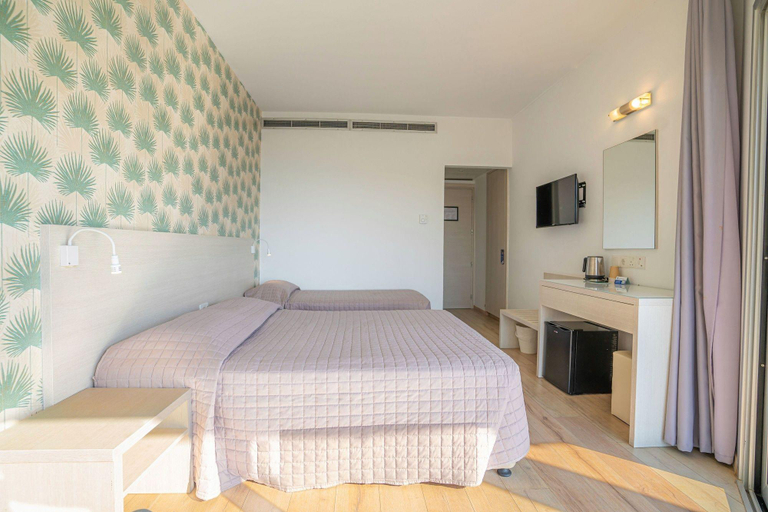 Bedroom 3, Harmony Bay Hotel