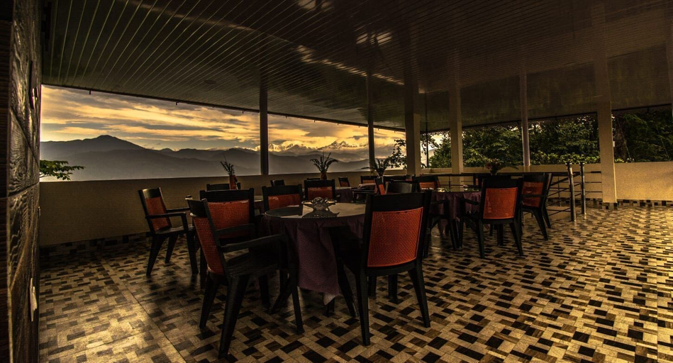 Outdoor dining 5, Hotel Vichar Vimarsh, Darjiling