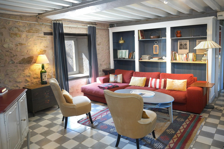 Living room, Cosy Castle With Pool in Onlay, Nièvre