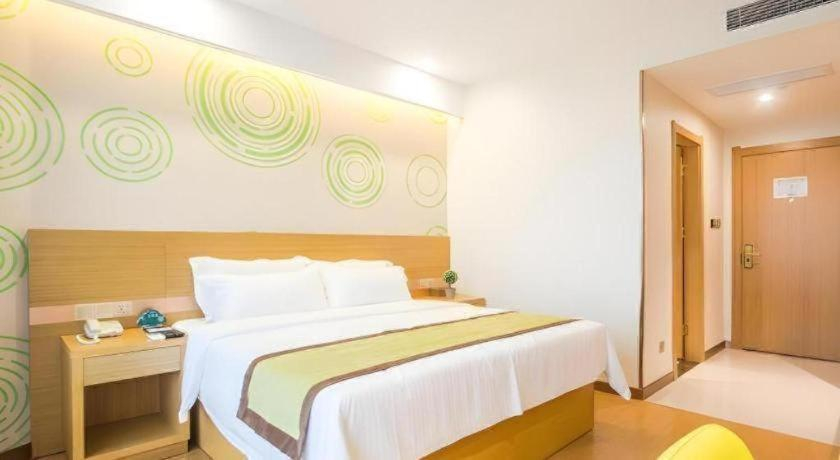 Bedroom 2, GreenTree Inn Jiaxing Nanhu District Tech City Guangyi Road, Jiaxing