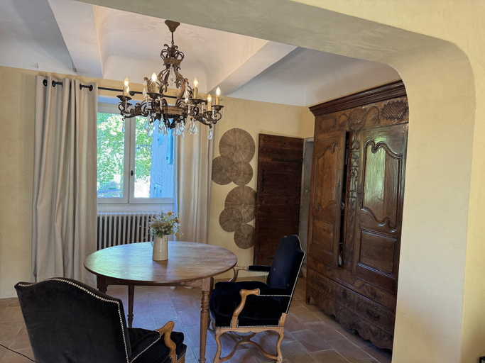 Dining 2, Villa in Saignon With Pool and Scenic Views, Vaucluse