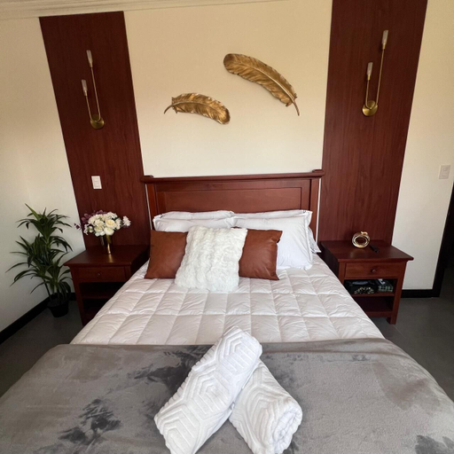 Room 4, Edificio Arles, ZONA 15