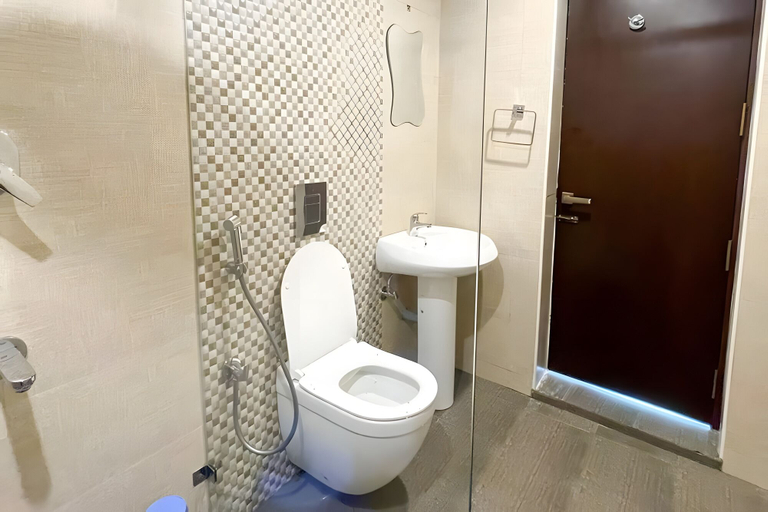 Bathroom 4, Sendhur Garden Resort, Salem