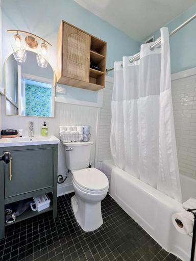 Bathroom, Duval Street Suite with pool, Monroe