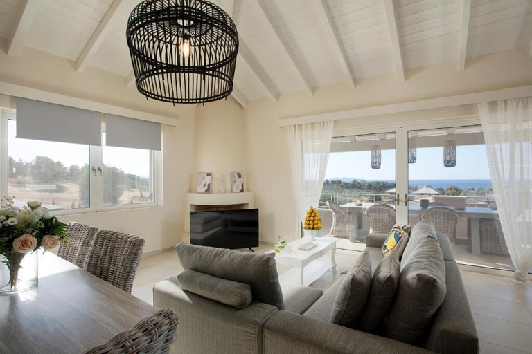 Living area 3, MZ Eternity, Peloponnese