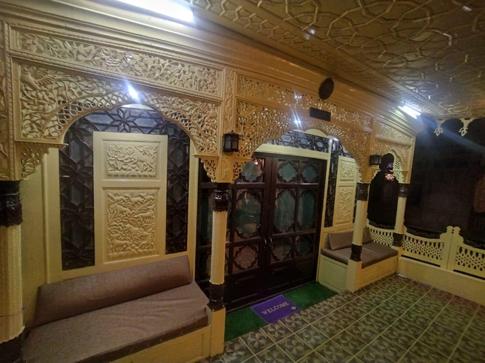 Others 3, Billoo Palace Houseboat, Srinagar