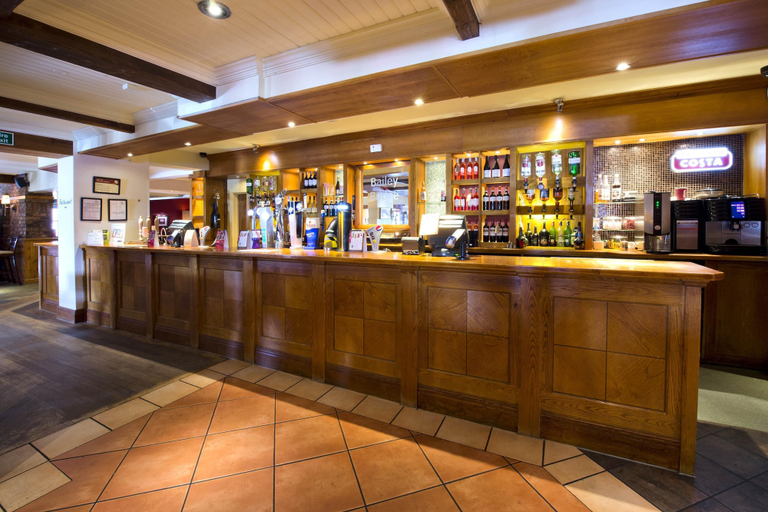 Food & Drinks 5, Premier Inn Christchurch West, Dorset