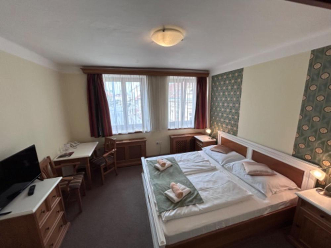 Bedroom 2, Hotel Soudek, Nymburk