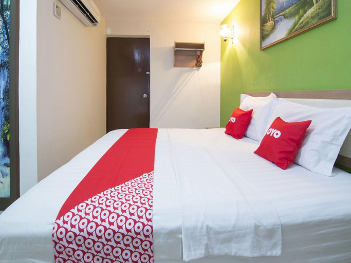 Bedroom 2, Valley View Hotel, Manjung