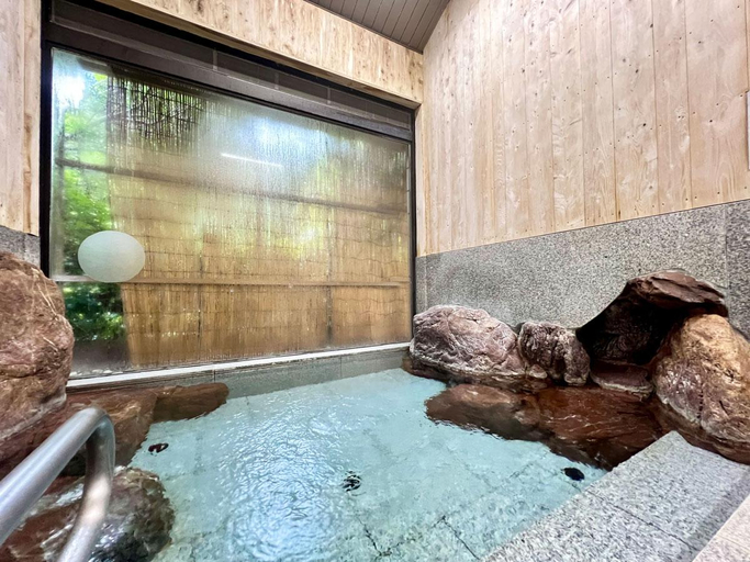 Sport & Beauty 5, Housenbou Lodge, Seiyo