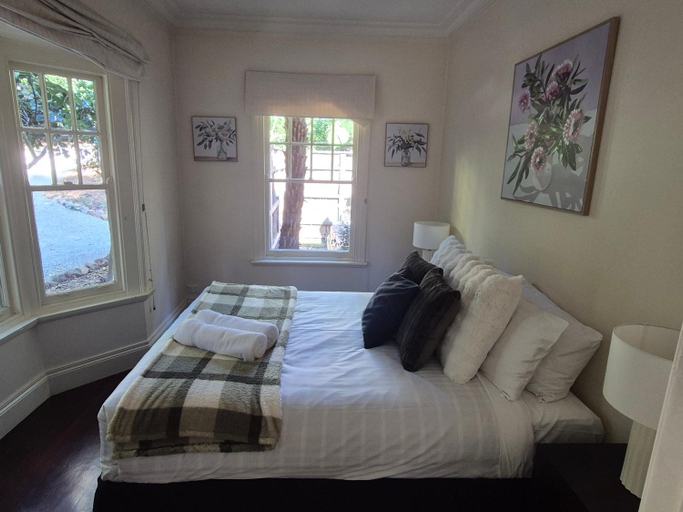 Bedroom 2, Lochiel Luxury Accommodation, Yarra Ranges - Dandenongs