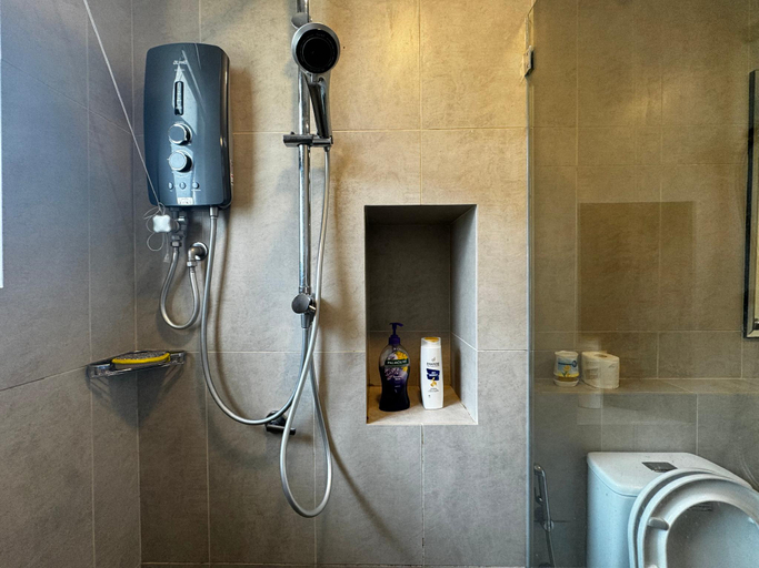 Bathroom, TIMURBAY SEAFRONT RESIDENCE ONE BEDROOM - WIFI , Kuantan