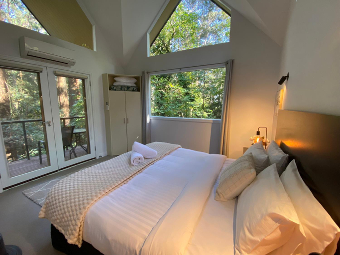 Bedroom 2, Lochiel Luxury Accommodation, Yarra Ranges - Dandenongs