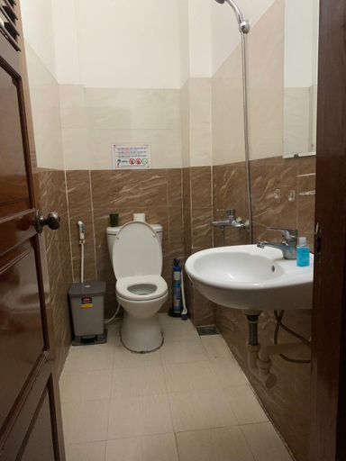 Bathroom 4, Khang Homestay, Da Nang