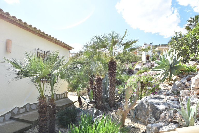 Garden 5, Peaceful Villa With Private Pool, Alicante