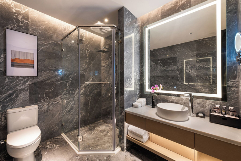 Bathroom 4, Shenzhen Longgang Kunyi Mercure Hotel, Dongguan