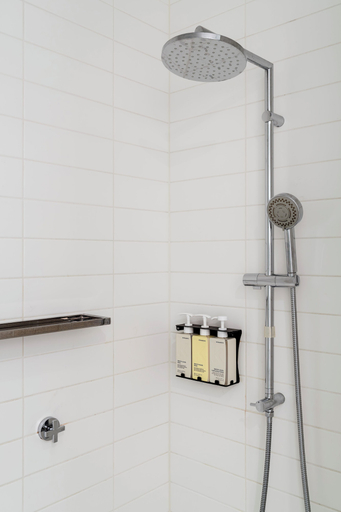 Bathroom, Tyrian Serviced Apartments - Albert Park Lake, Melbourne