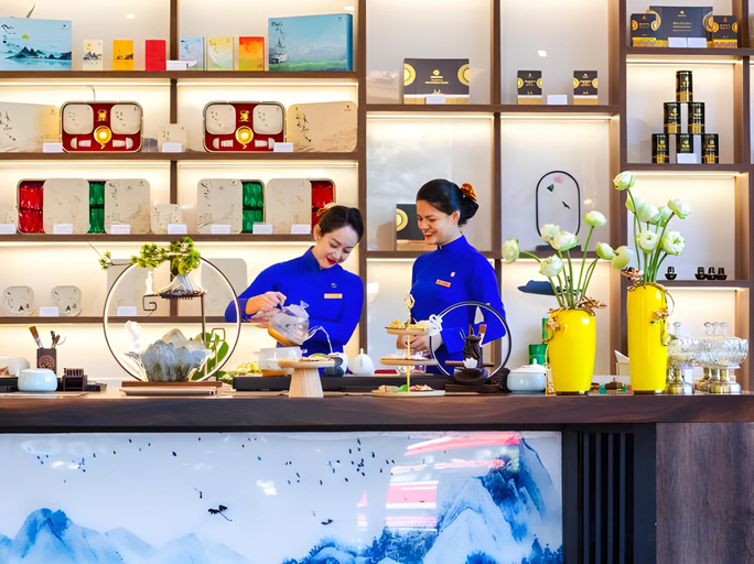 Food & Drinks 5, Sandals Aquilan Hotel, Bảo Lộc