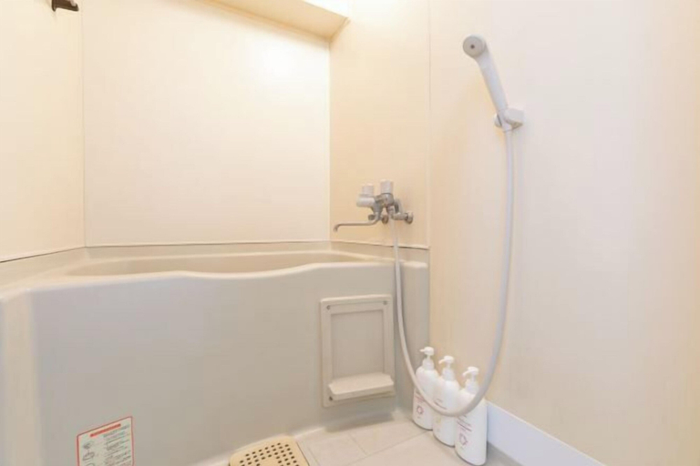 Bathroom 3, Sun Plaza Shitennoji, Osaka