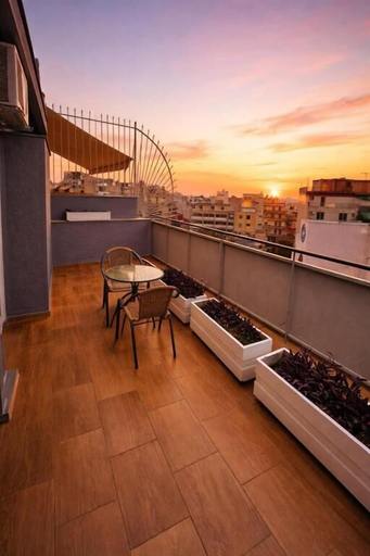 Others 5, Stalis Hotel, Attica
