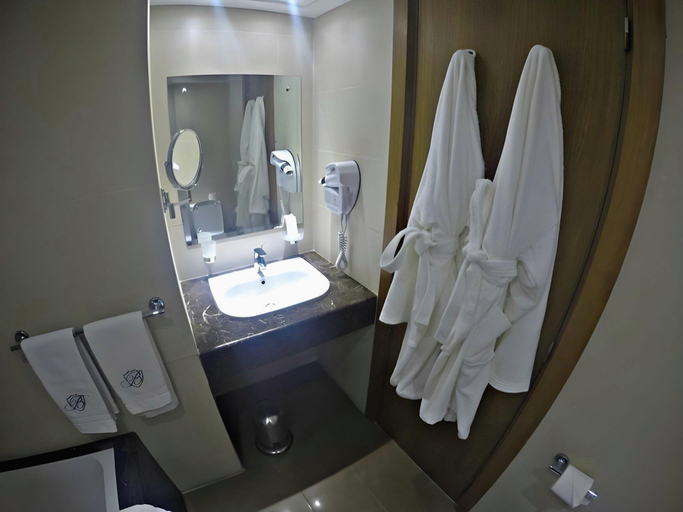 Bathroom 3, Hotel Belere Rabat, Rabat